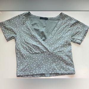 Brandy Melville baby tee